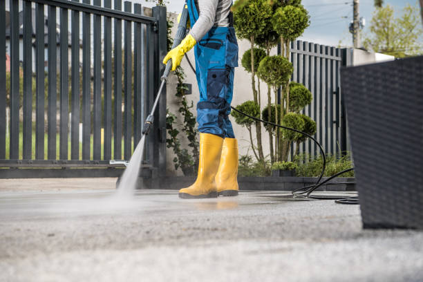 Why Choose Our Certified Pressure Washing Experts for Your Project Needs in University Park, NM?